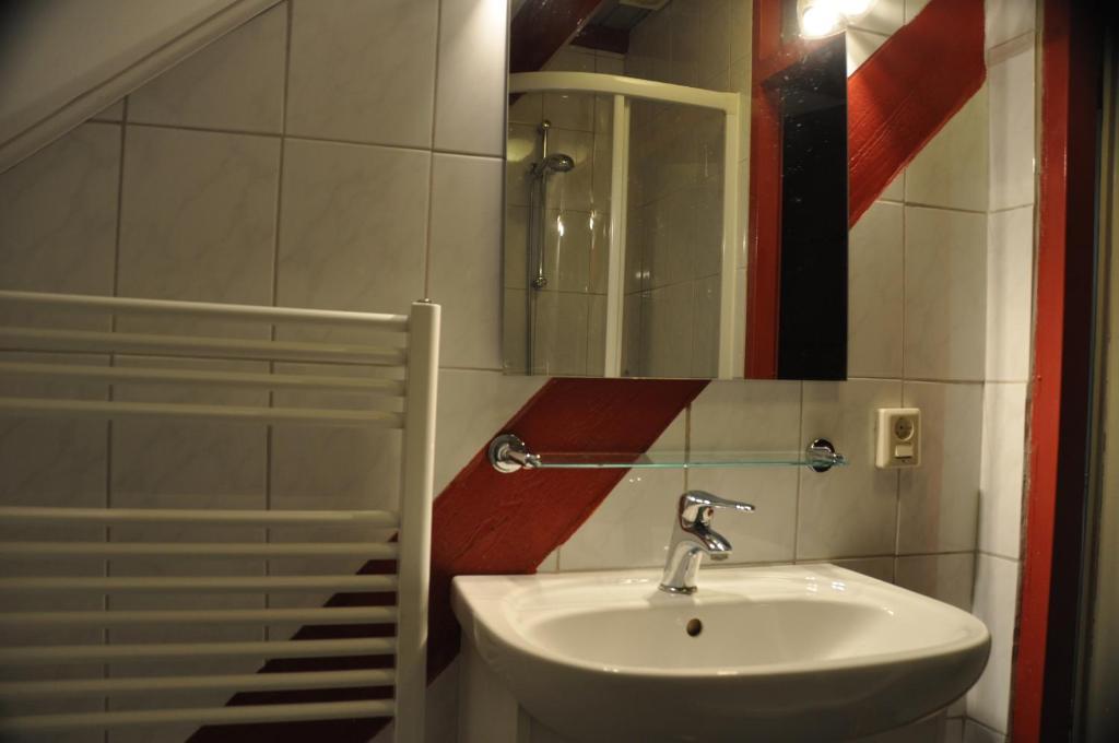 Bed and Breakfast De Hoge Peel Хейтуйсен Номер фото